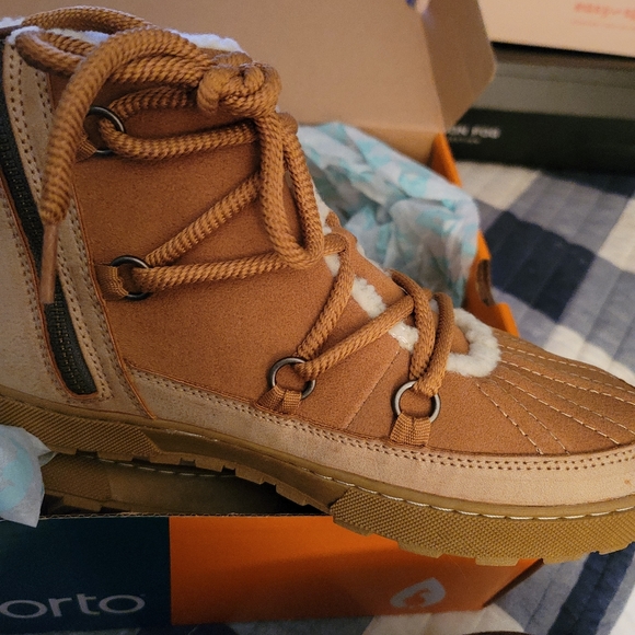 NWT Sporto Tan Boots 8.5 - Picture 2 of 6